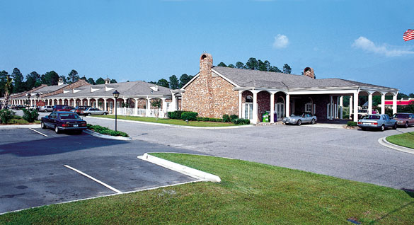 Best Western Plus offers Charleston-style lodging featuring extra large rooms in a delightful setting. The hotel features all ground floor rooms for easy access and overlooks Lake Marion Golf Course. Amenities include: Complimentary high speed internet, Refrigerator, microwave, coffee maker, and flat screen TV.
